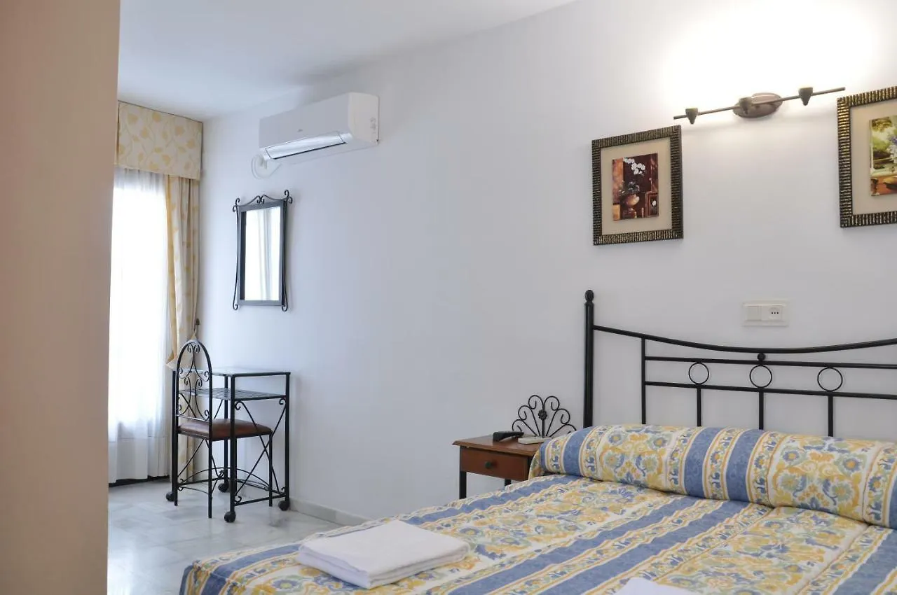 Hostal Almanzor قرطبة