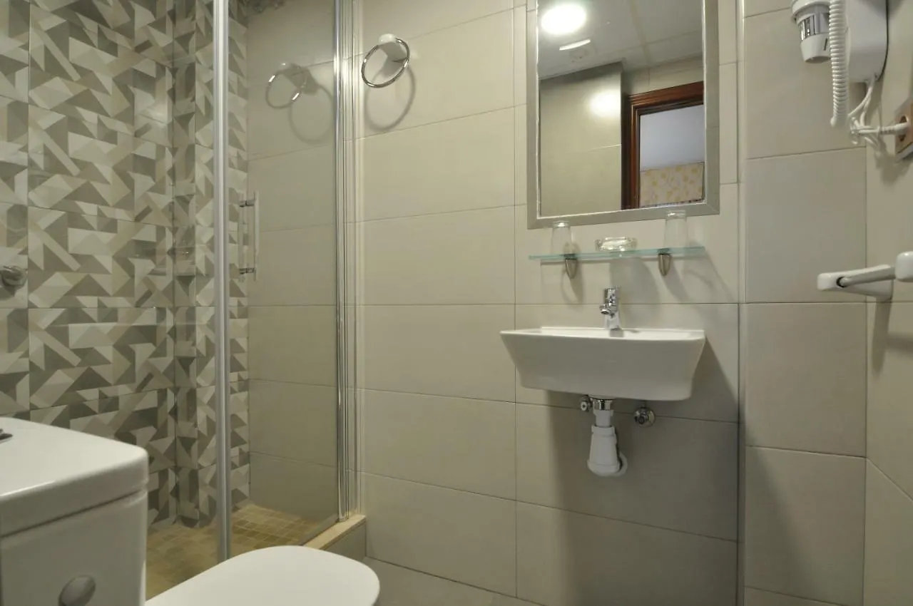 Hostal Almanzor قرطبة 0*,