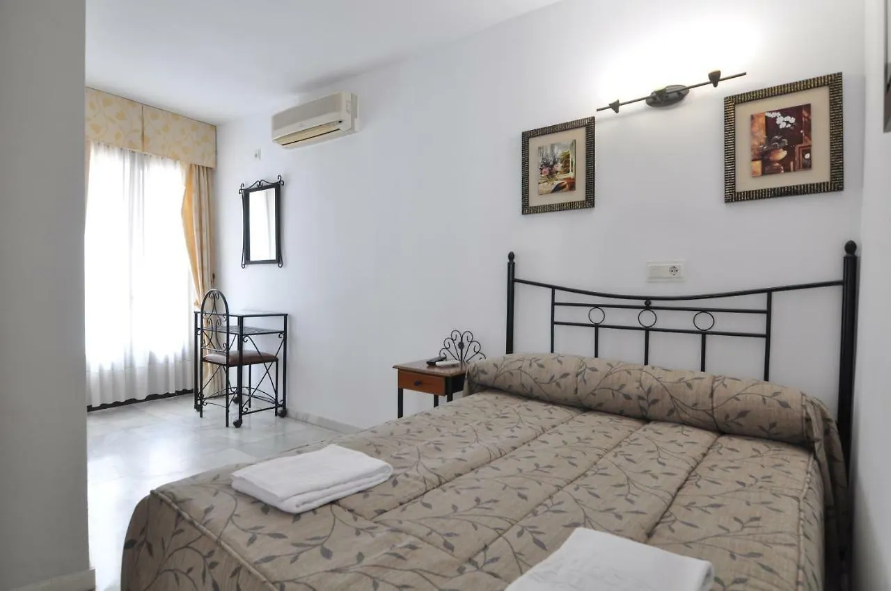Hostal Almanzor Cordoba Guest house