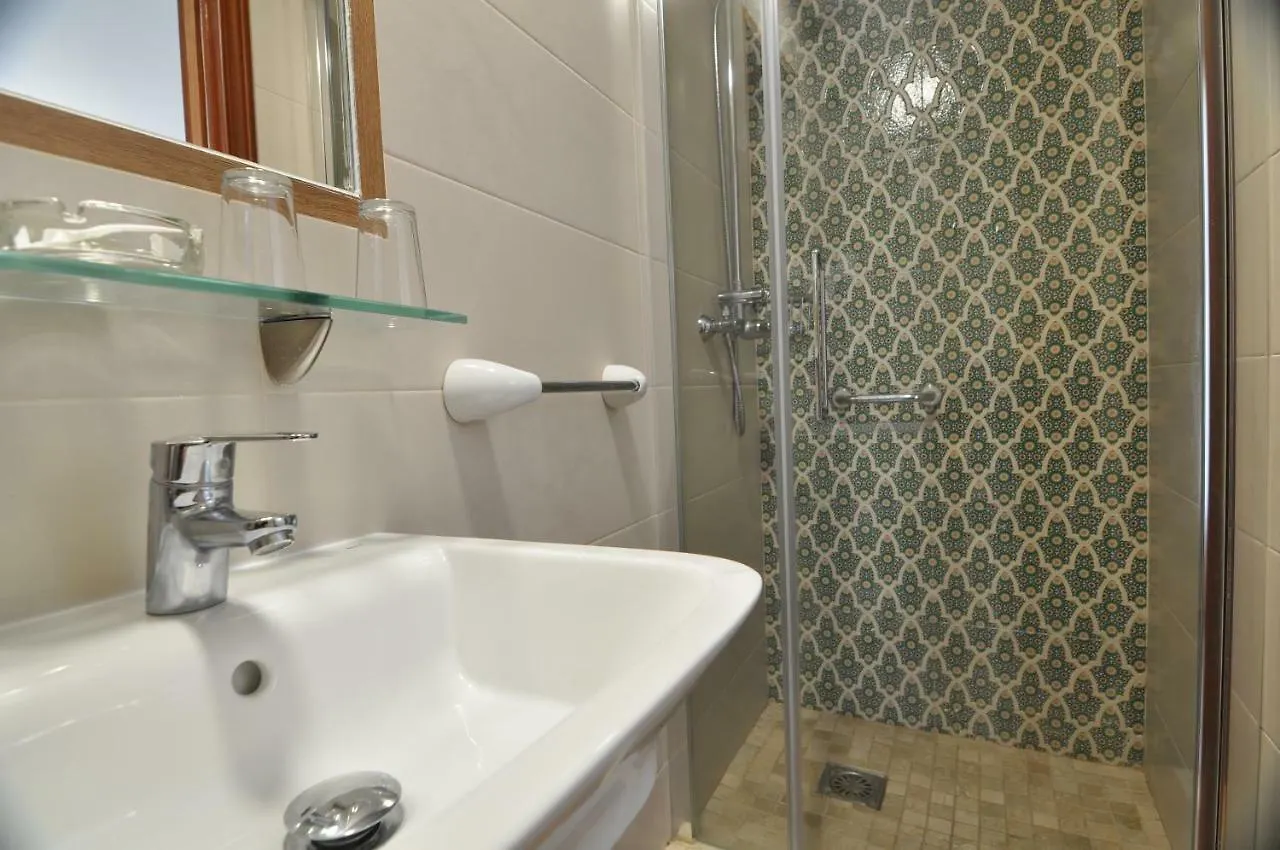 Guest house Hostal Almanzor Cordoba